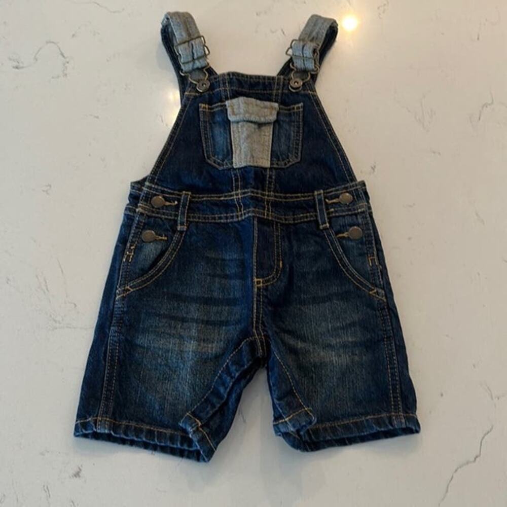 Osh Kosh Blue Denim Jean Shorts Adjustable Overalls Size Toddler 18 Months